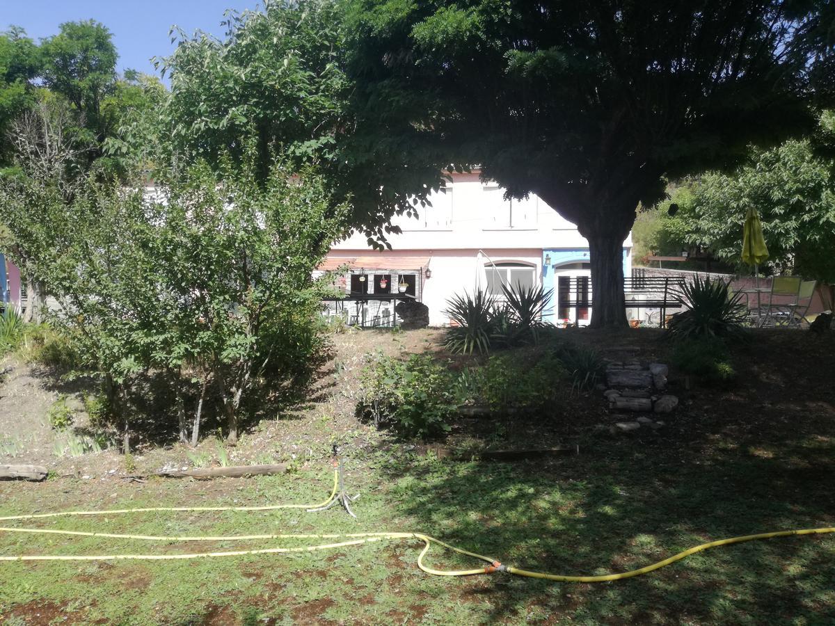 Gites Les Tilleuls Clamensane Exterior foto